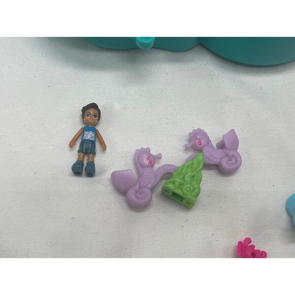 Polly pocket 2021 Otter Aquarium compact Fuzzy Pink Belly - Picture 11 of 16